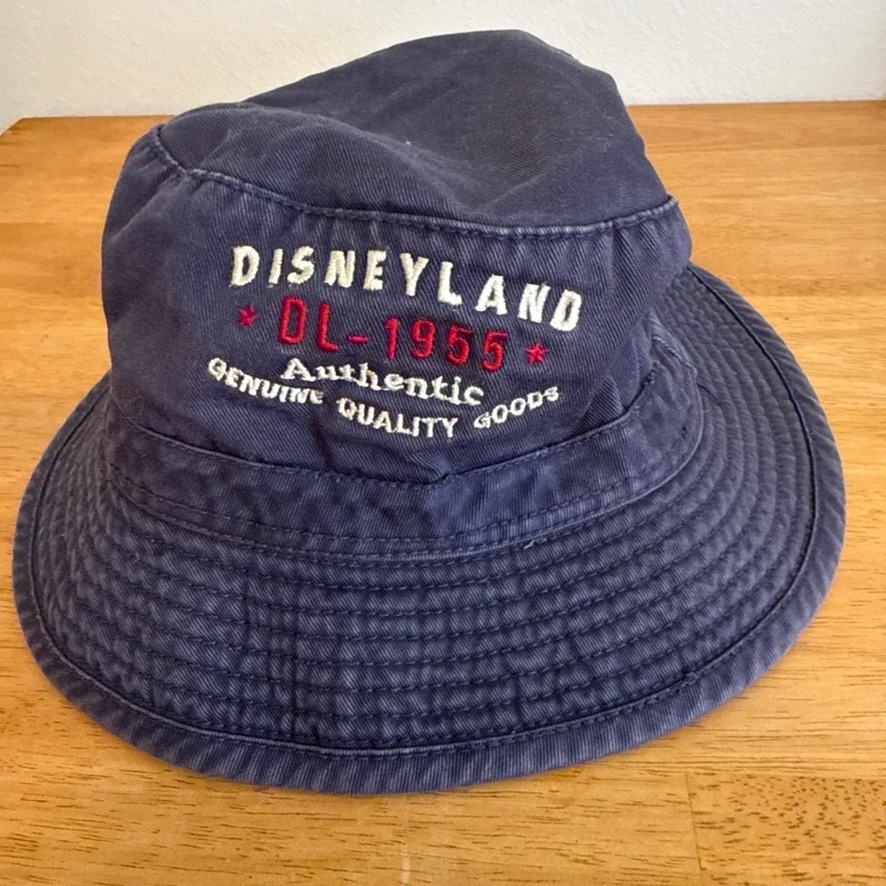 Disneyland Bucket Hat Navy Blue Embroidered Adult size